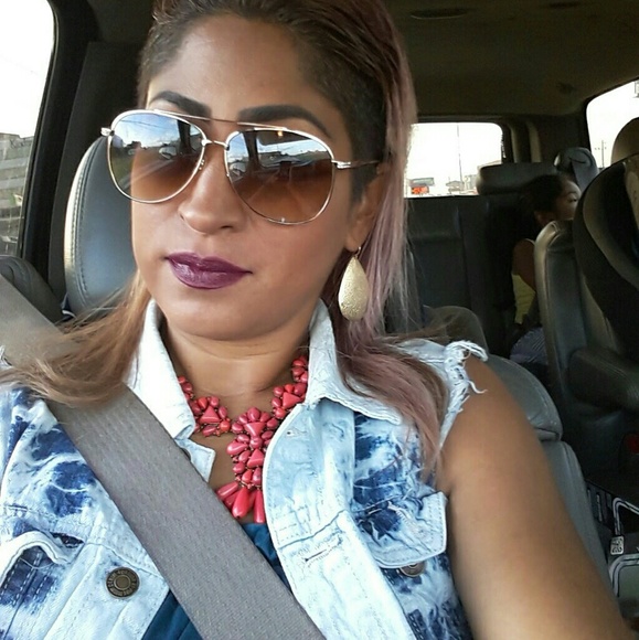 Meet your Posher, Nelda - Picture 8 of 8